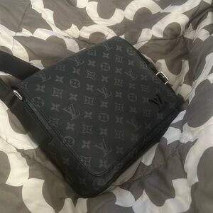 LV messenger bag